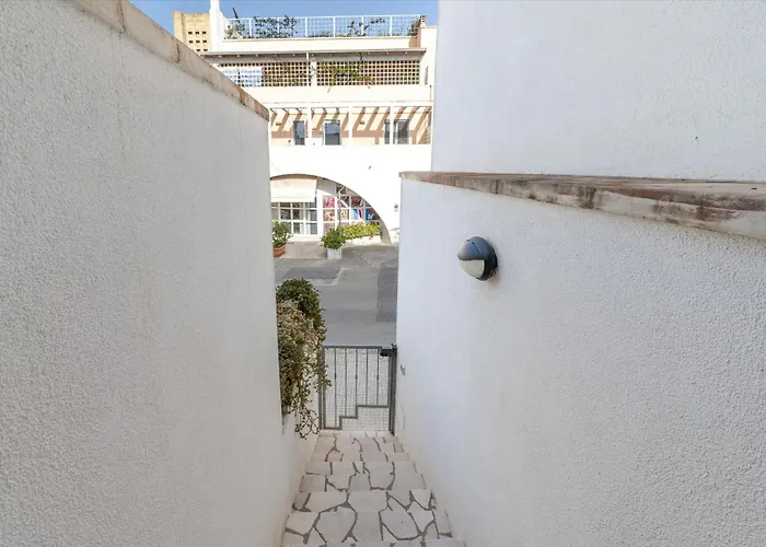 A Due Passi Dal Centro Bilo Appartement Otrante